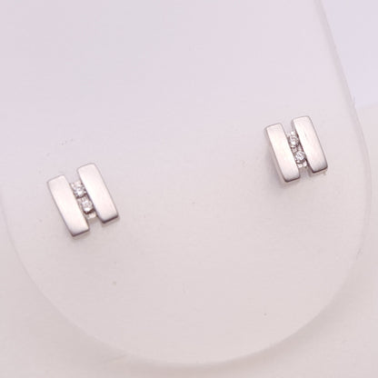 9ct white Gold Diamond Stud Earrings