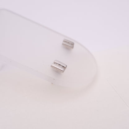 9ct white Gold Diamond Stud Earrings