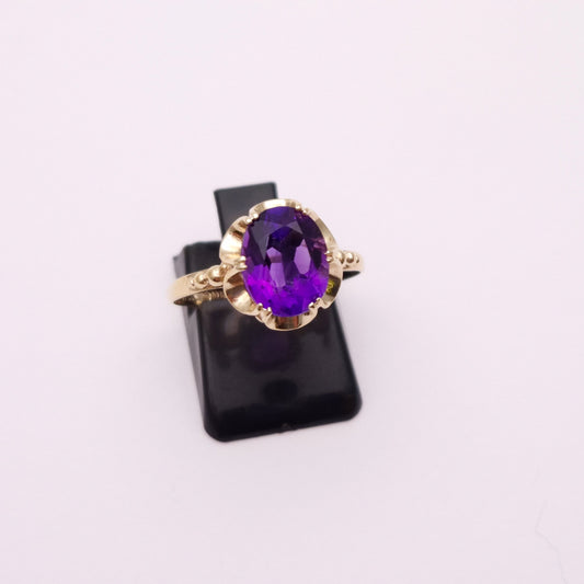 9ct Yellow Gold Amethyst set 'Gypsy' Style ring