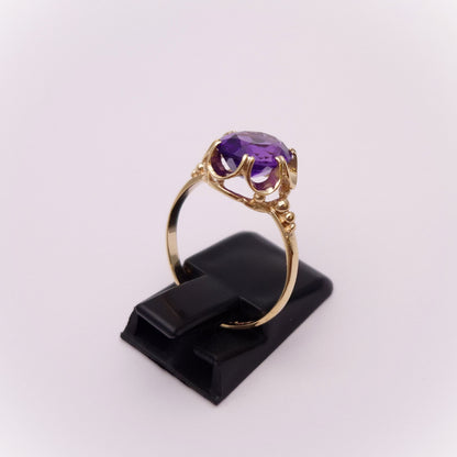 9ct Yellow Gold Amethyst set 'Gypsy' Style ring