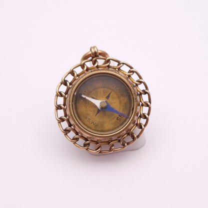 Antique 9ct yellow gold compass and bloodstone charm / pendant