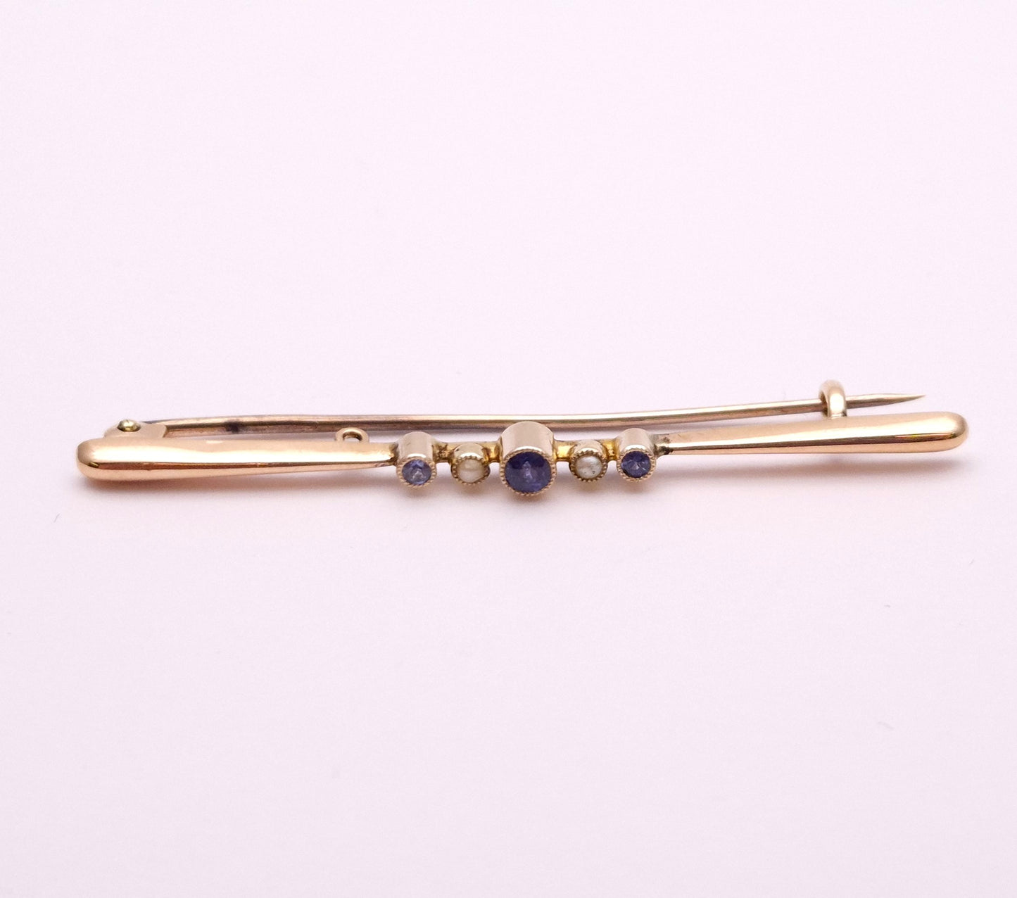 9ct Yellow Gold Sapphire and Pearl Bar Brooch