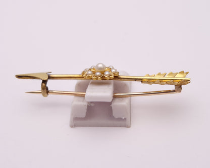 14ct Yellow Gold Pearl Floral Arrow Brooch