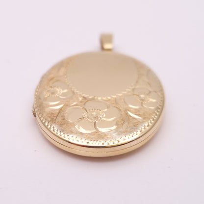 9ct Yellow Gold Vintage Floral Patterned oval locket