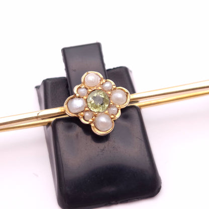 9ct Yellow Gold Pearl and Peridot Bar Brooch