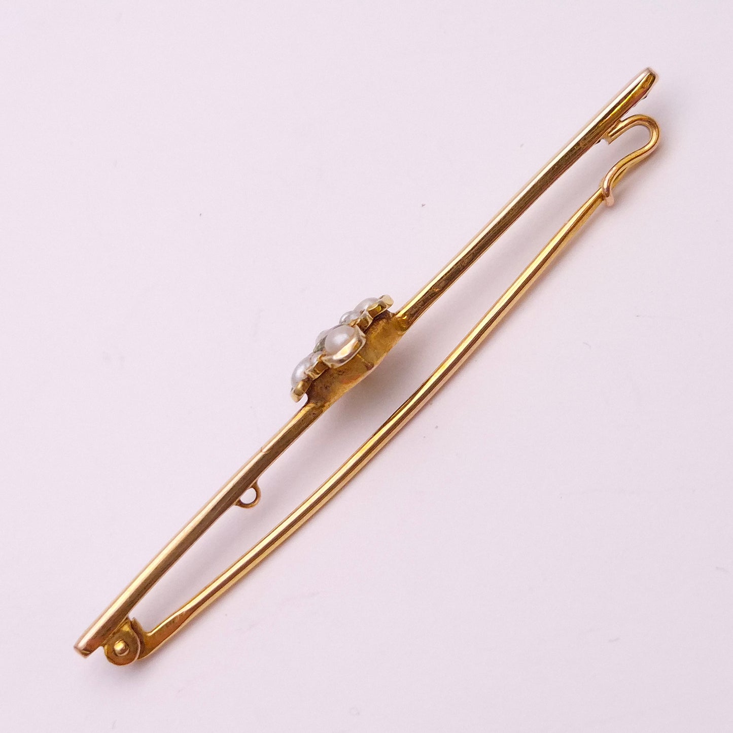 9ct Yellow Gold Pearl and Peridot Bar Brooch