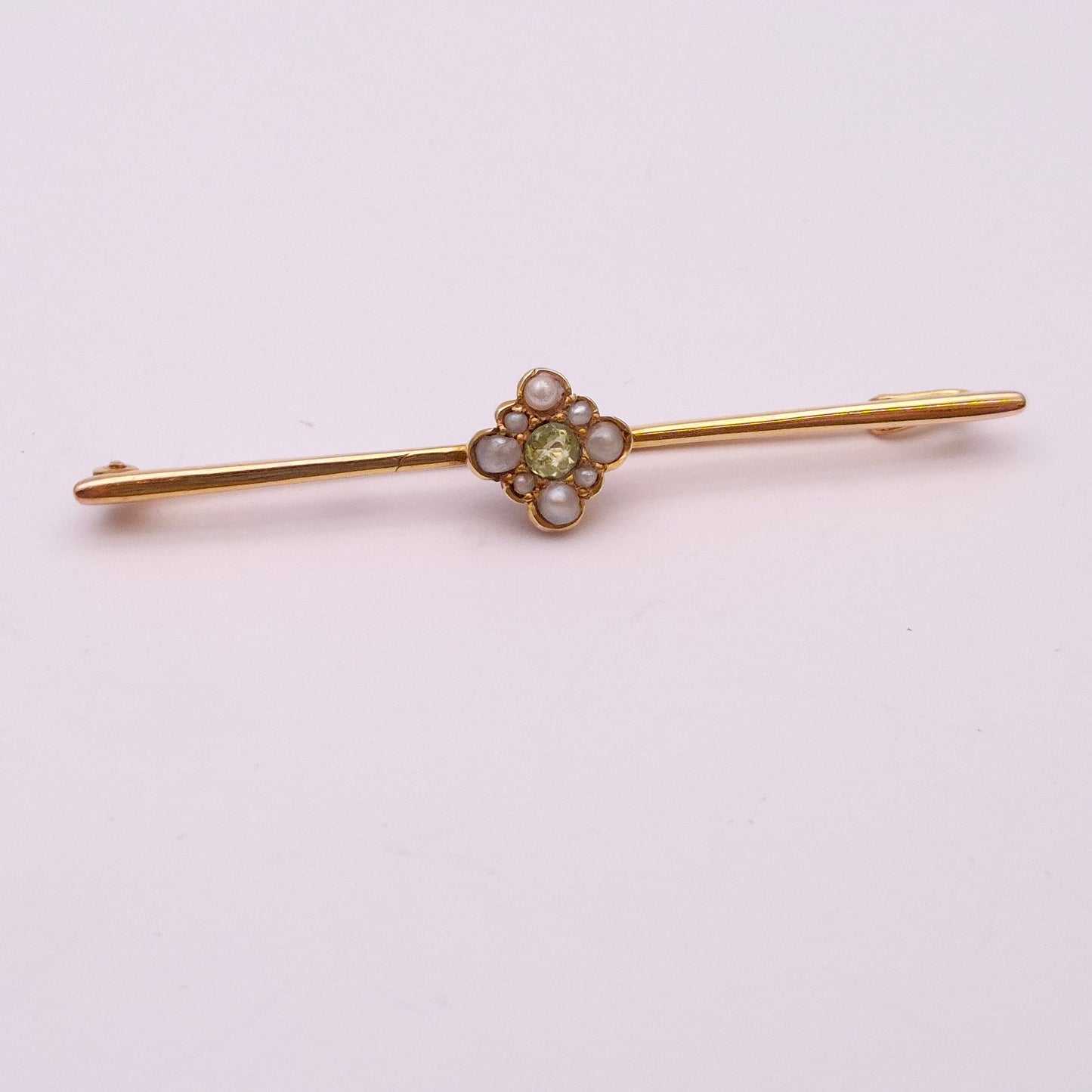 9ct Yellow Gold Pearl and Peridot Bar Brooch