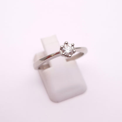 Platinum 0.25ct Diamond Solitaire Ring