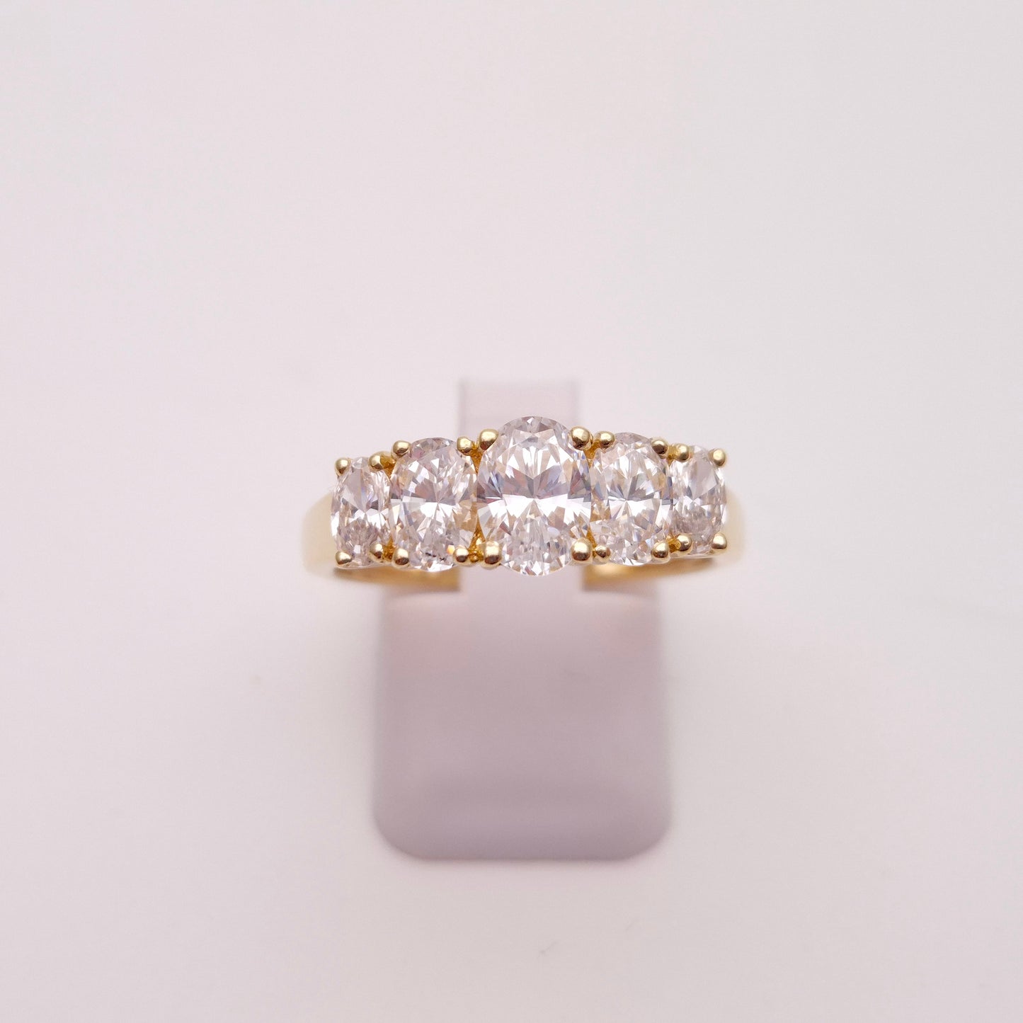 9ct Yellow Gold Graduated Oval Cubic Zirconia 5 Stone Ring