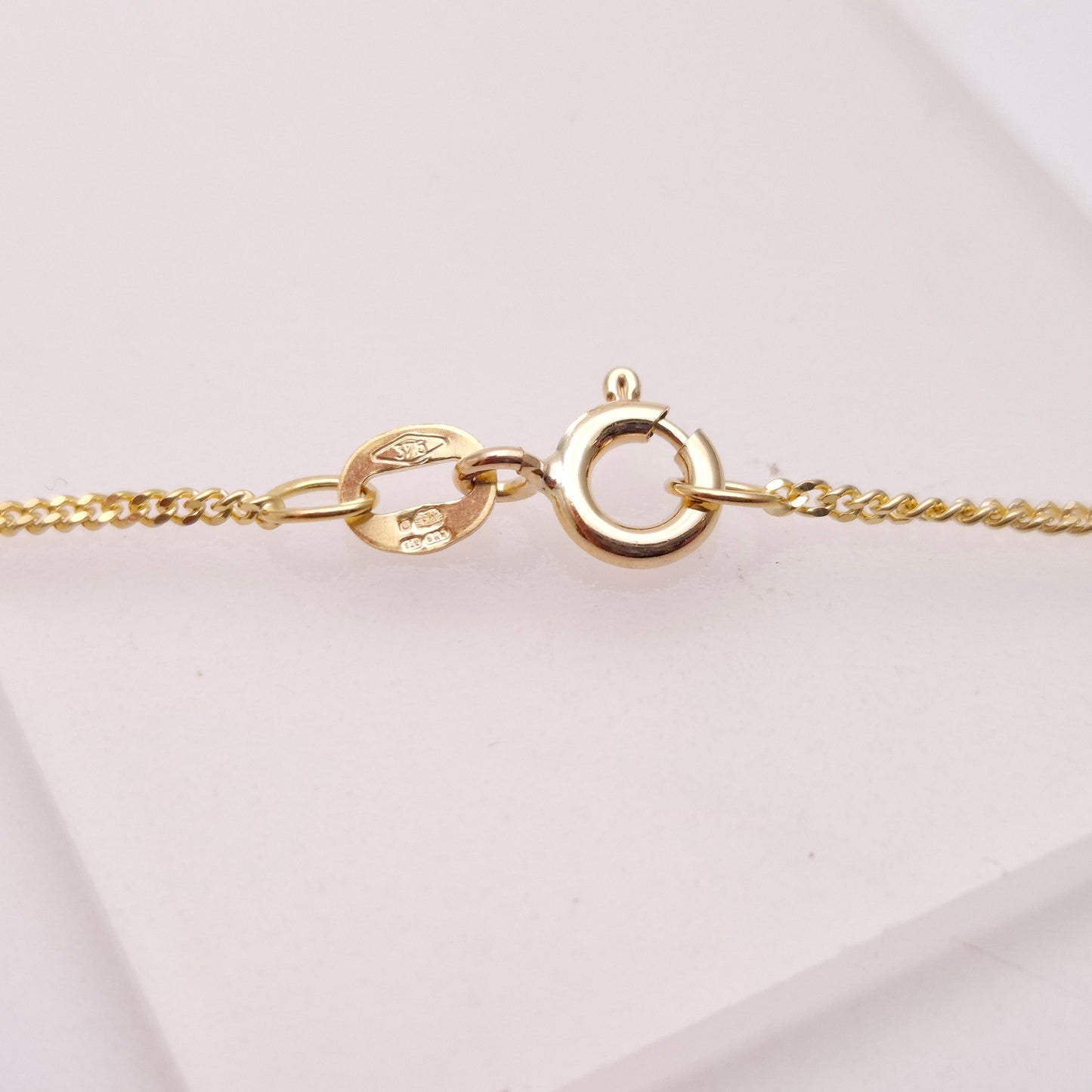 9ct Yellow Gold Sapphire and Diamond Necklet / Necklace
