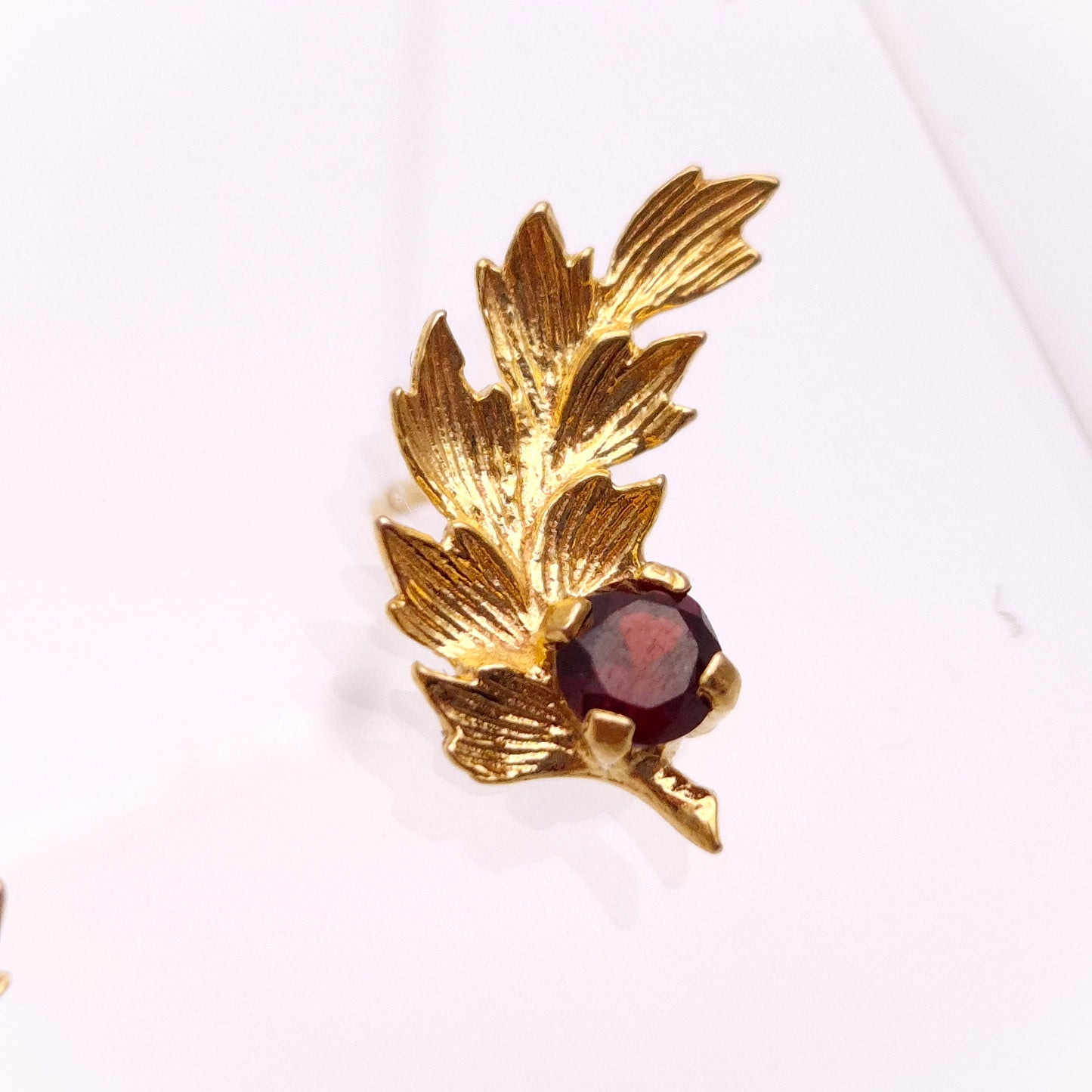 9ct Yellow Gold Garnet Set Leaf Branch Stud Earrings