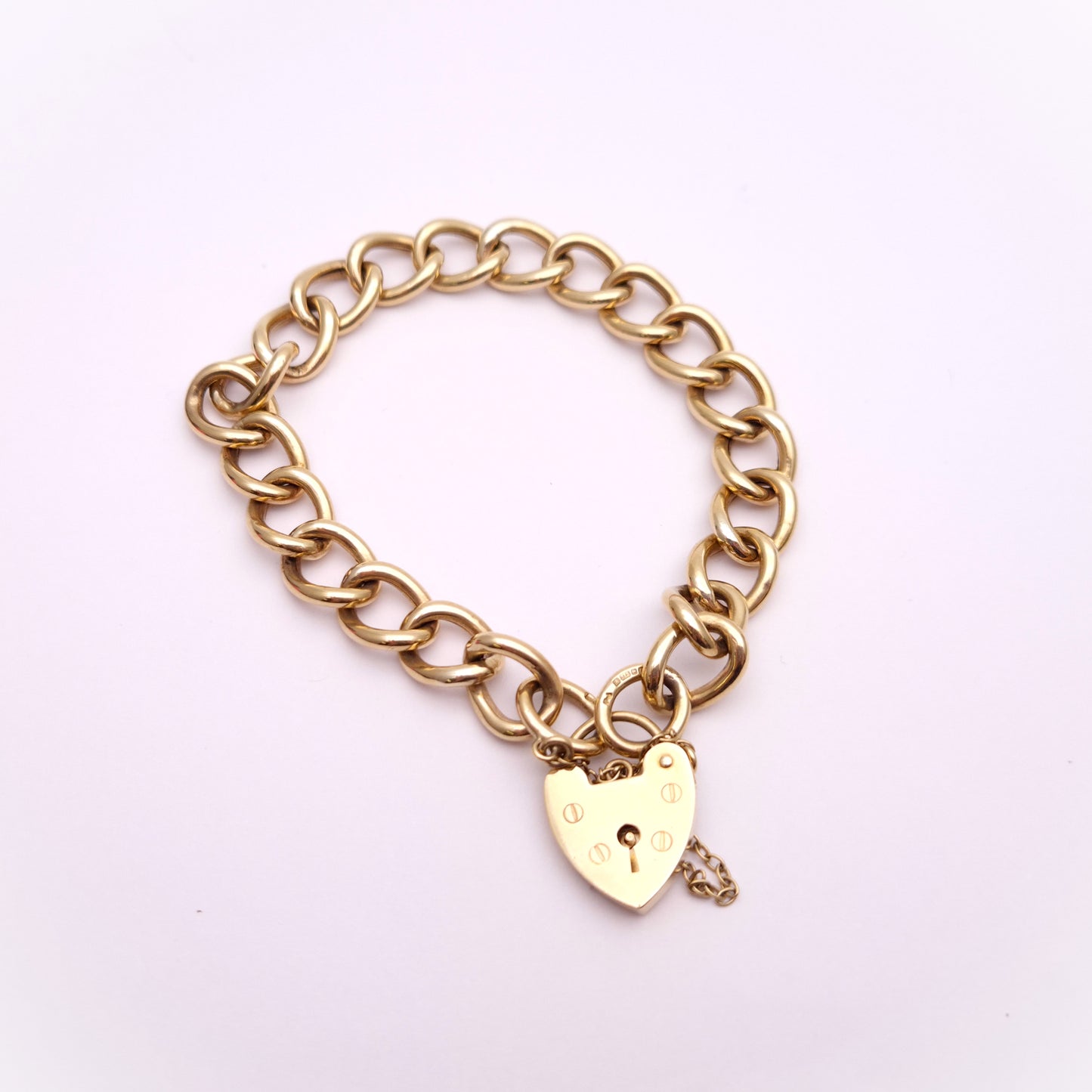 9ct Yellow Gold Traditional Heart Padlock Clasp Charm Bracelet