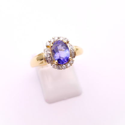 18ct Yellow Gold Tanzanite and Diamond Cluster Ring