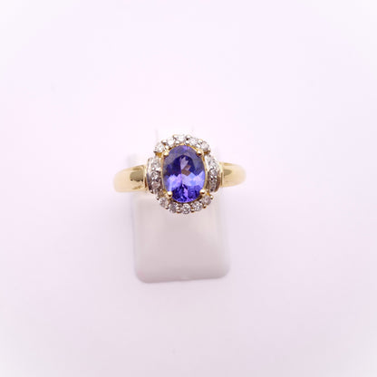 18ct Yellow Gold Tanzanite and Diamond Cluster Ring
