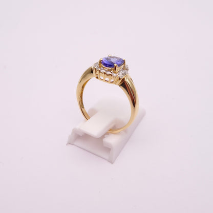 18ct Yellow Gold Tanzanite and Diamond Cluster Ring