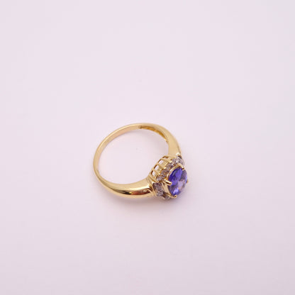 18ct Yellow Gold Tanzanite and Diamond Cluster Ring