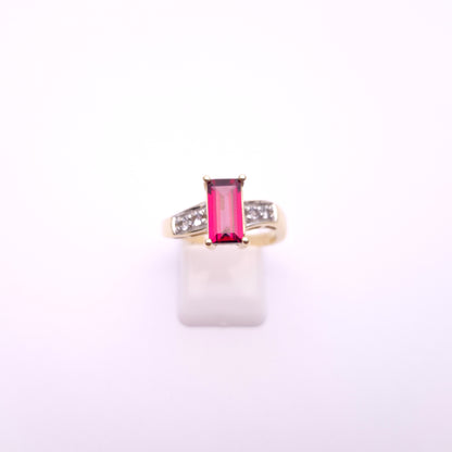 9ct Yellow Gold Pink Tourmaline and White Stone Ring