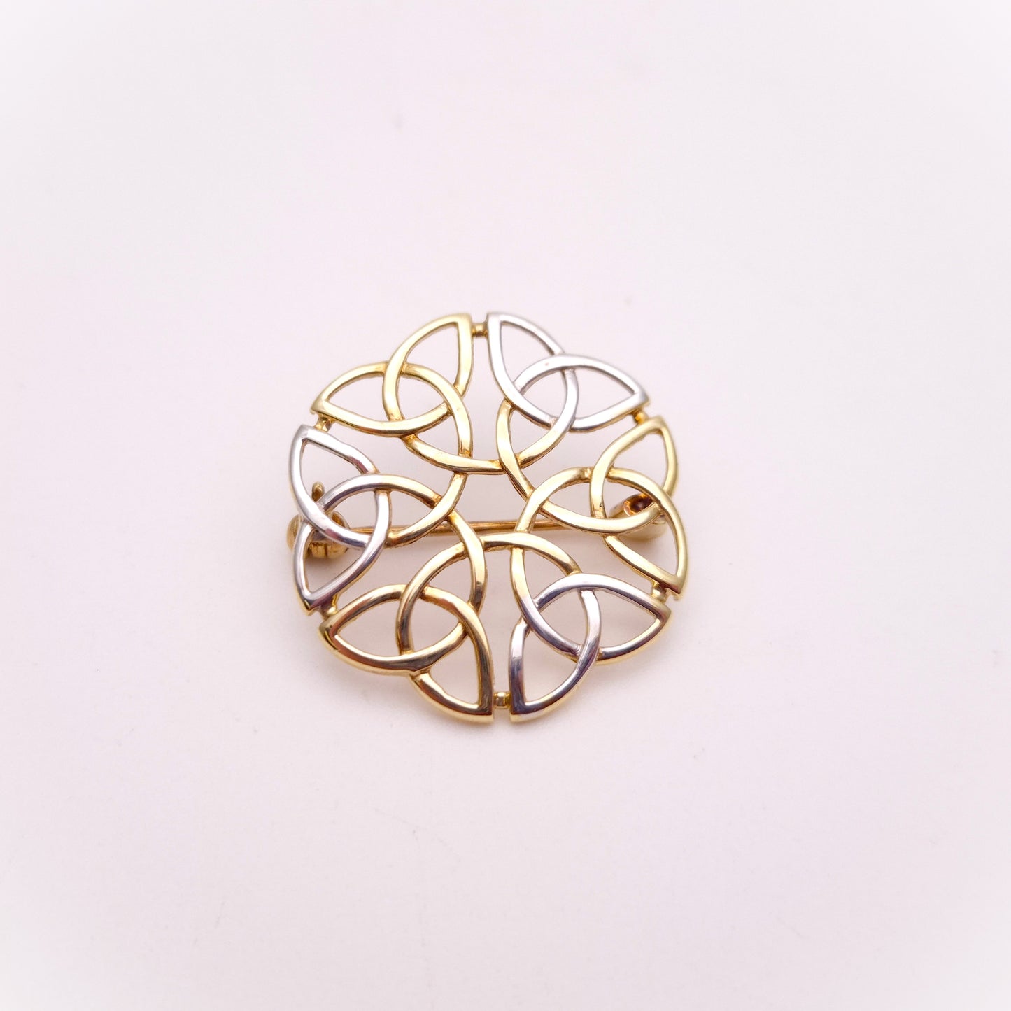 9ct Two-tone Yellow and White gold Celtic knot Style Brooch