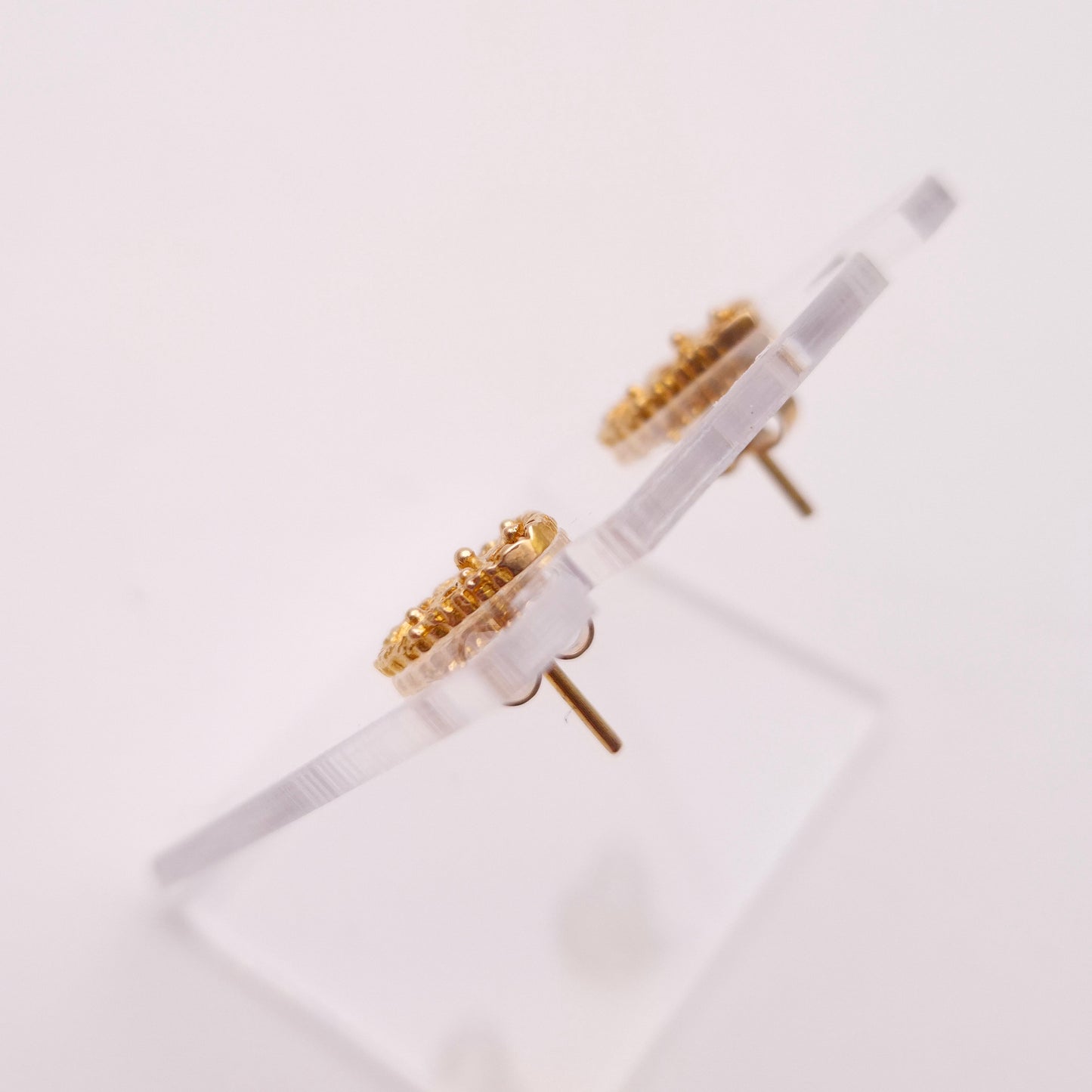 9ct Yellow Gold Filigree Heart Stud Earrings