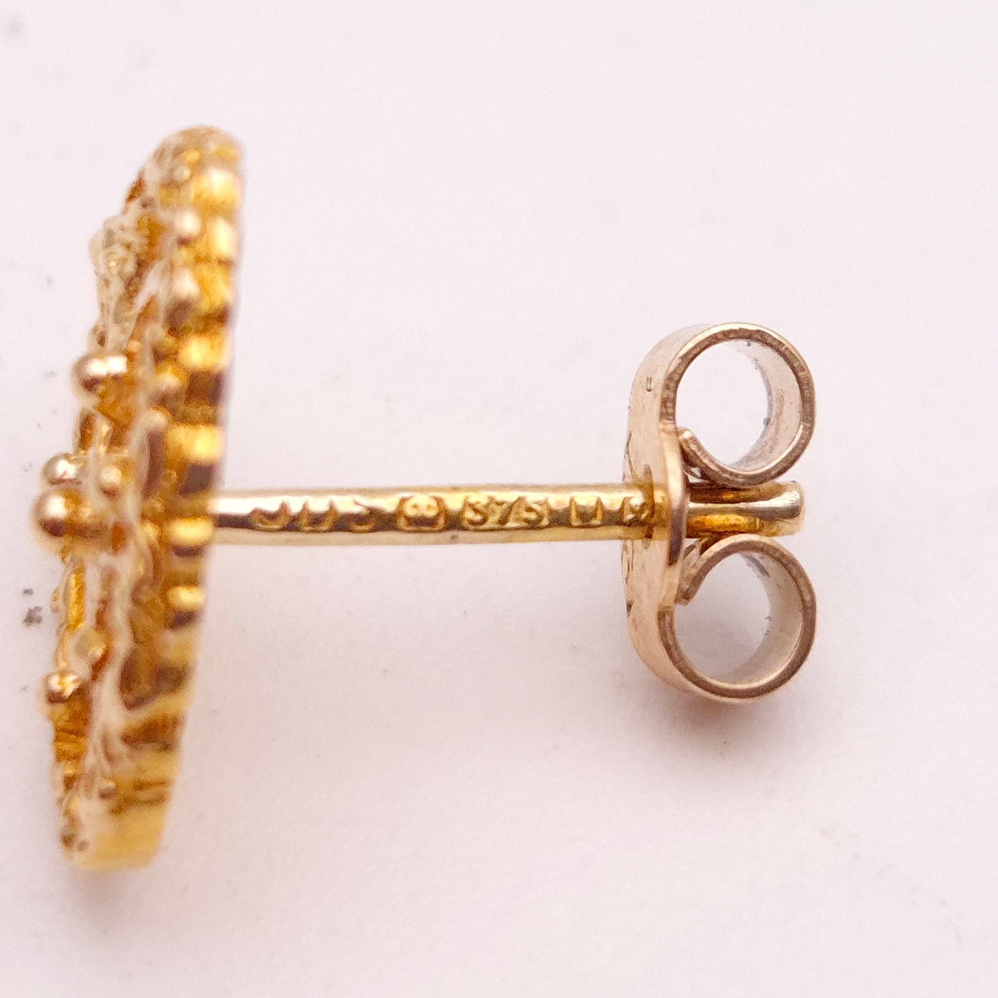 9ct Yellow Gold Filigree Heart Stud Earrings