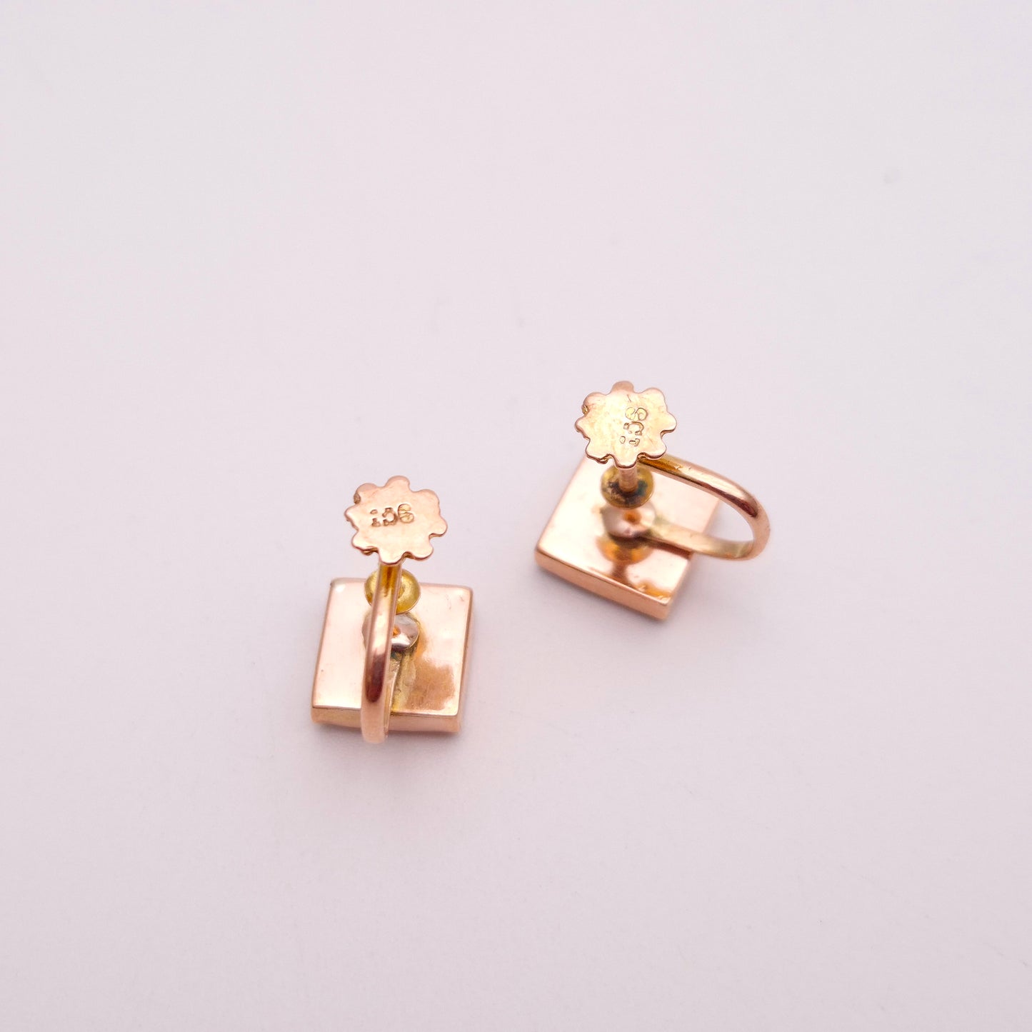 9ct Rose Gold Mother of Pearl Screw back Earrings
