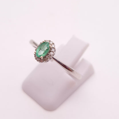 9ct white gold Emerald and Diamond Small Cluster ring