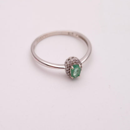 9ct white gold Emerald and Diamond Small Cluster ring