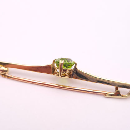 15ct Yellow Gold Mappin and Webb Peridot Brooch