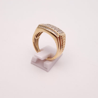 9ct Yellow Gold Gents Diamond Set Block Signet Statement Ring