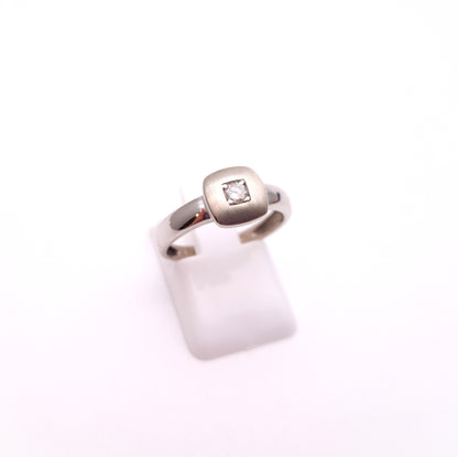 9ct white Gold Diamond Brushed Effect Square Solitaire Ring