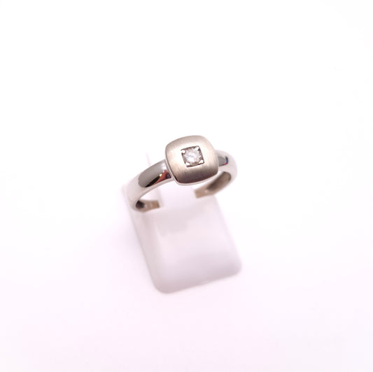 9ct white Gold Diamond Brushed Effect Square Solitaire Ring
