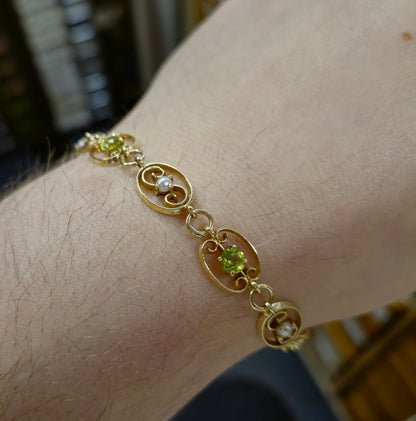 9ct Yellow Gold Peridot and Pearl Art Nouveau Style Bracelet