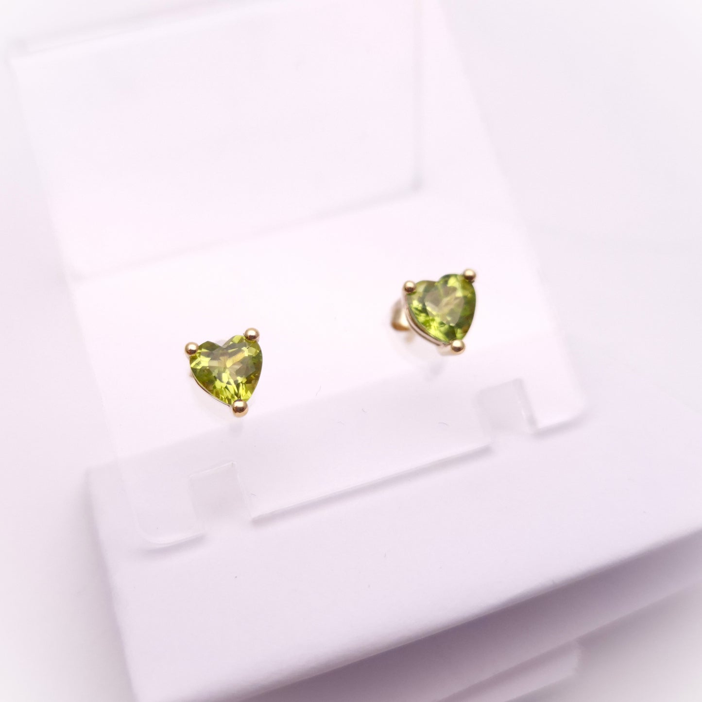 9ct Yellow Gold Heart Shaped Peridot Necklace and Stud Earring Set
