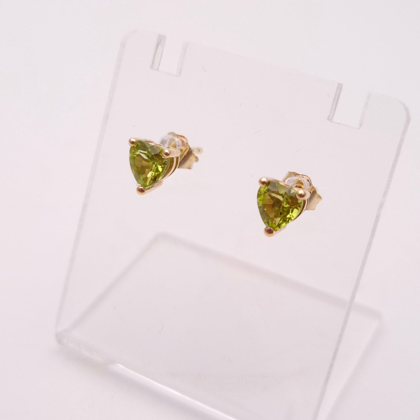 9ct Yellow Gold Heart Shaped Peridot Necklace and Stud Earring Set