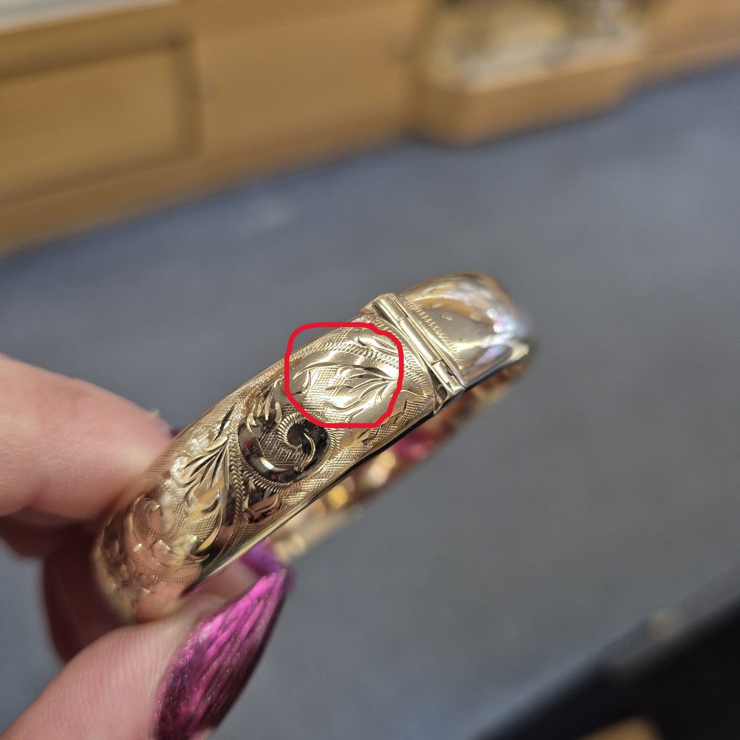 9ct yellow gold half hoop floral patterned large bangle