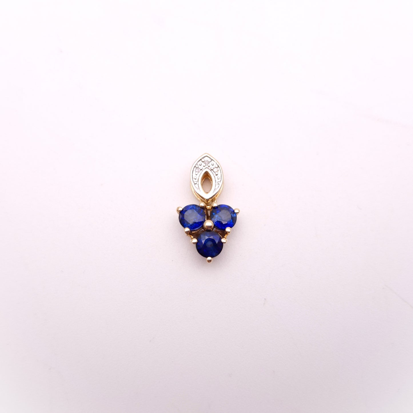 9ct Yellow Gold Blue and white Stone Pendant