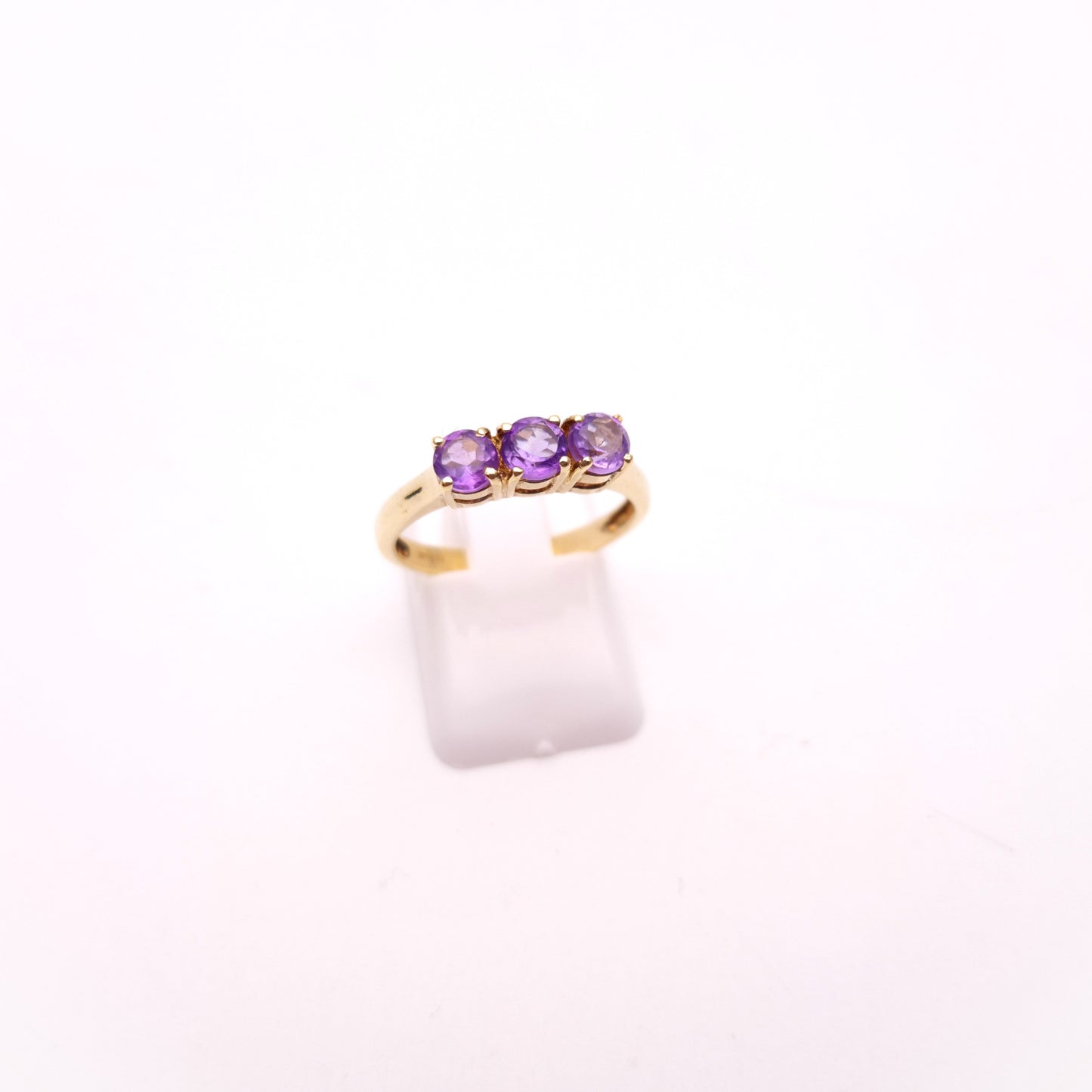 9ct Yellow Gold Amethyst 3 stone Trilogy Ring