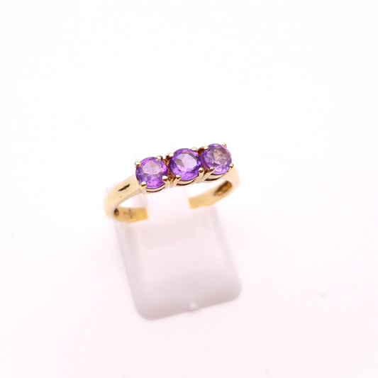 9ct Yellow Gold Amethyst 3 stone Trilogy Ring