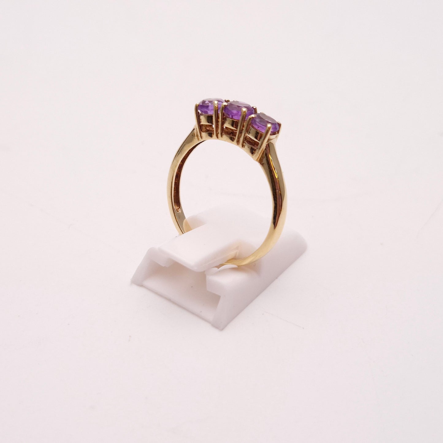 9ct Yellow Gold Amethyst 3 stone Trilogy Ring