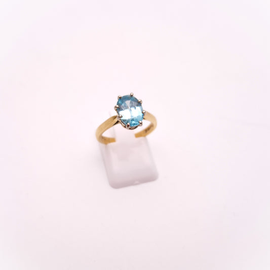 9ct Yellow Gold Oval Blue Zircon Solitaire Ring