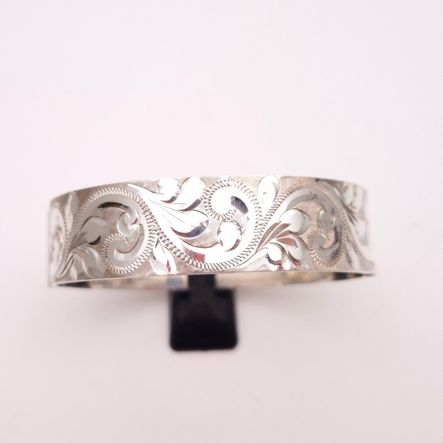 Sterling Silver Vintage Engraved Scrollwork Patterned Bangle