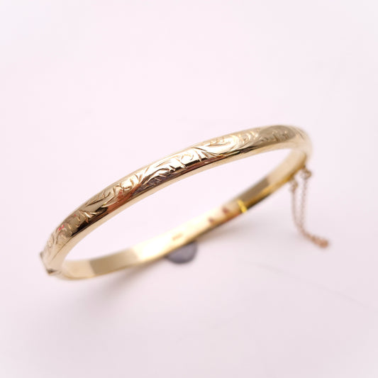 9ct Yellow Gold Narrow Hollow Half Patterned Bangle
