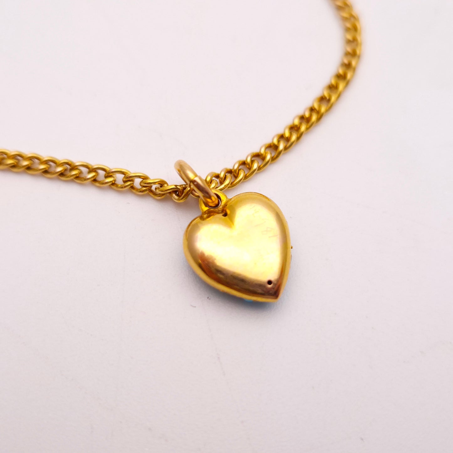 14ct / 15ct Yellow Gold Antique Turquoise Heart Charm and Curb Chain Bracelet