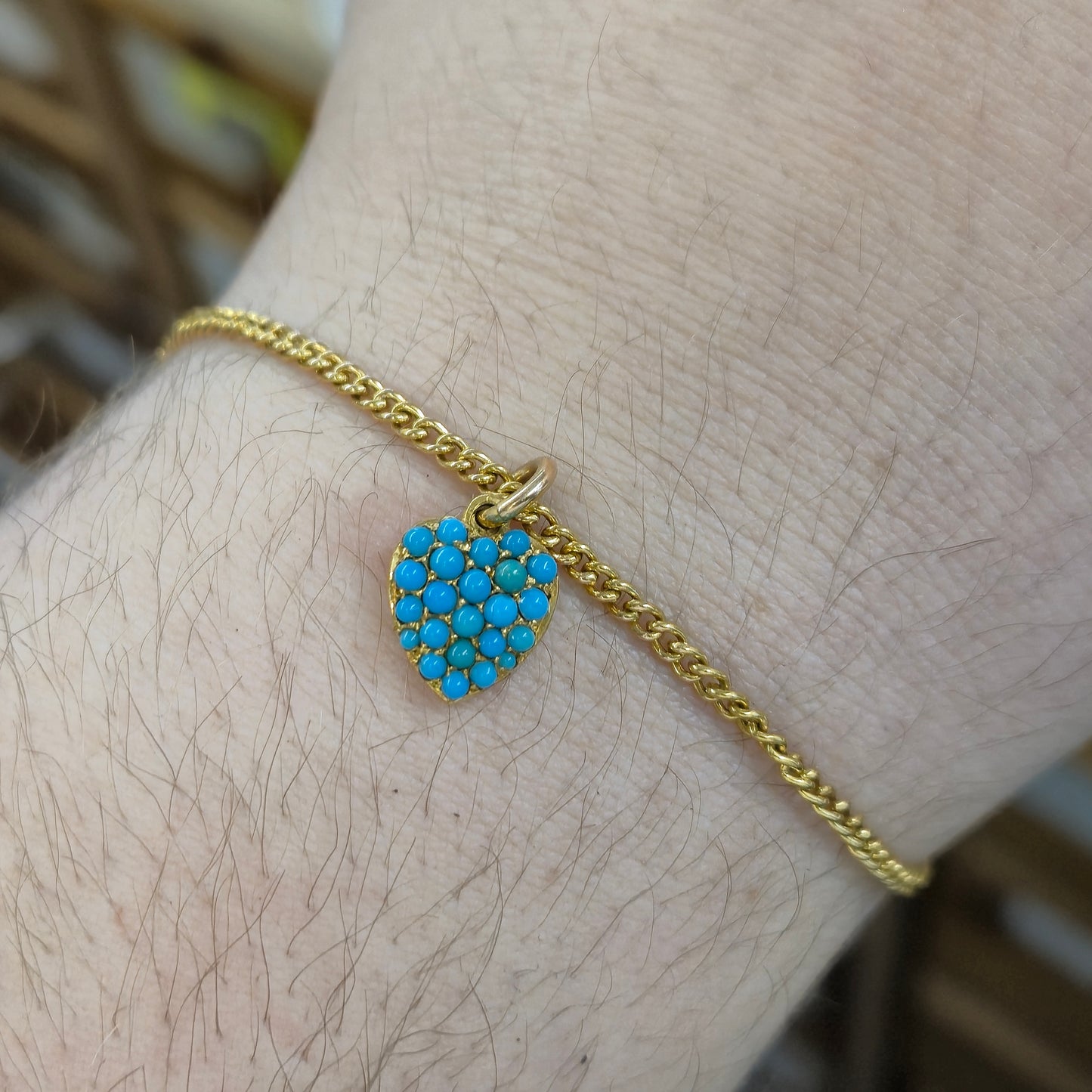 14ct / 15ct Yellow Gold Antique Turquoise Heart Charm and Curb Chain Bracelet
