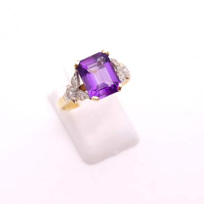 9ct Yellow Gold Emerald Cut Amethyst and Leafy Diamond Shoulder Ring