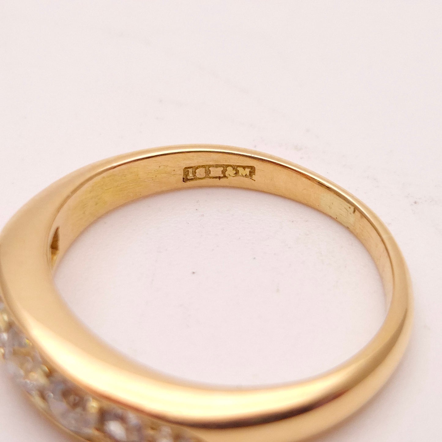18ct Yellow Gold Antique Diamond Seven Stone Row Ring