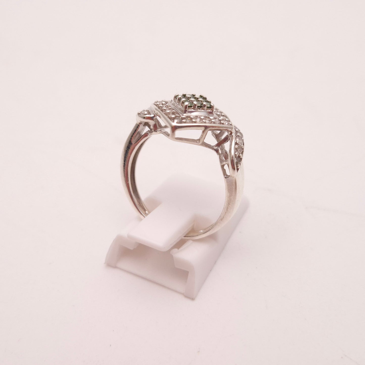 Sterling Silver Multistone White and Green Diamond Cluster Ring