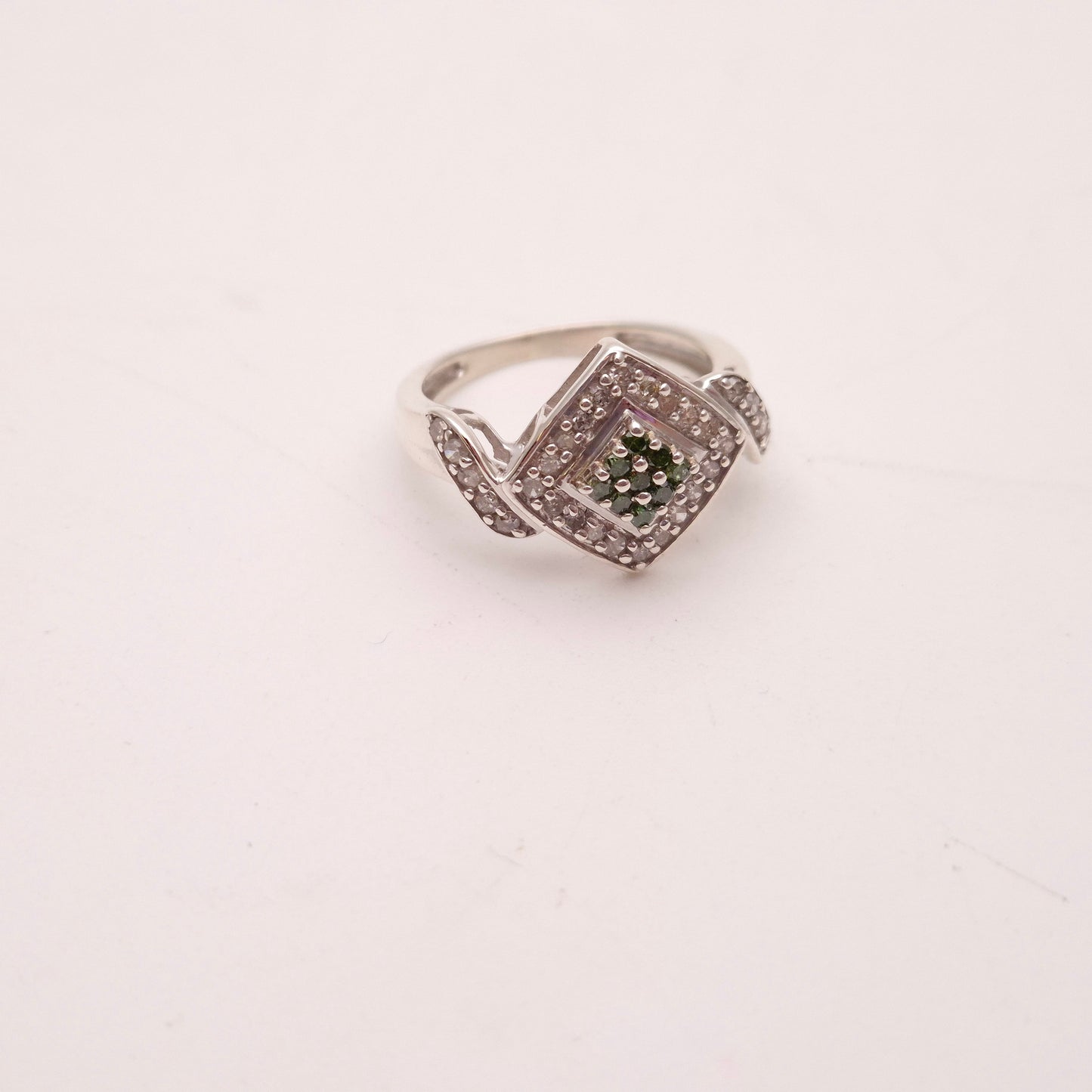 Sterling Silver Multistone White and Green Diamond Cluster Ring