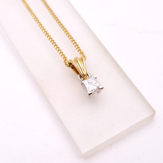 18ct Yellow Gold 0.3ct Princess Cut Solitaire Pendant and Chain
