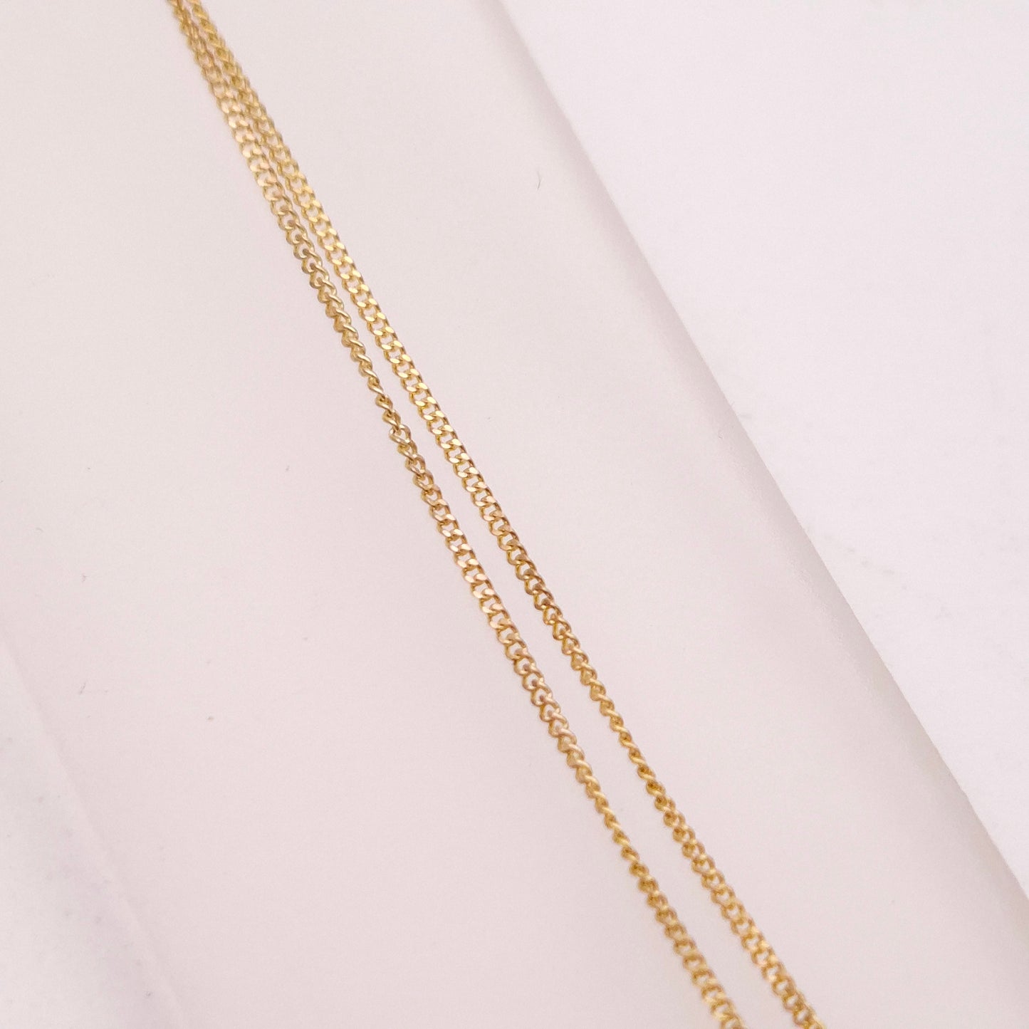 9ct Yellow Gold Ruby and Onyx Ring / Donut Pendant and Chain Necklace